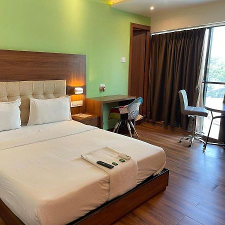 Hotel Byaris International By Bizzgrow Hotels Mumbai Exterior foto
