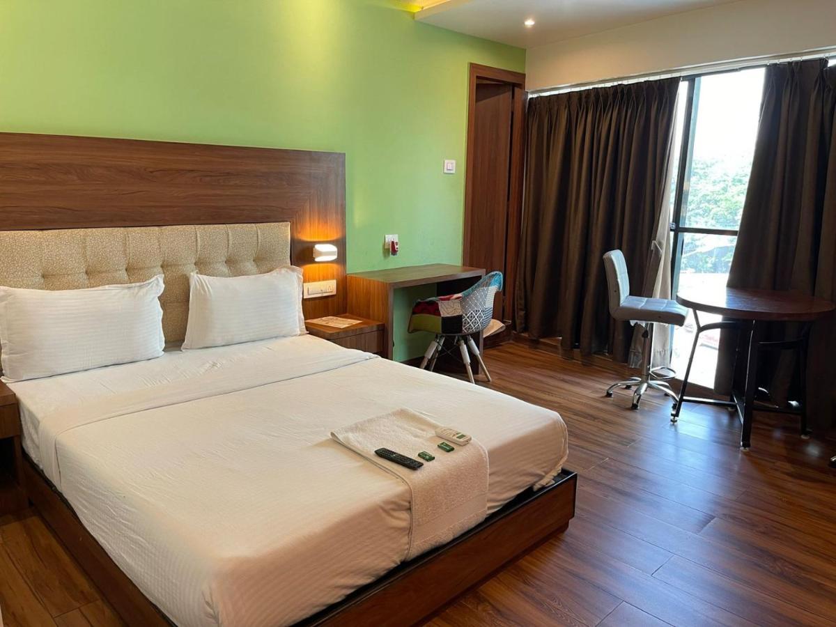 Hotel Byaris International By Bizzgrow Hotels Mumbai Exterior foto